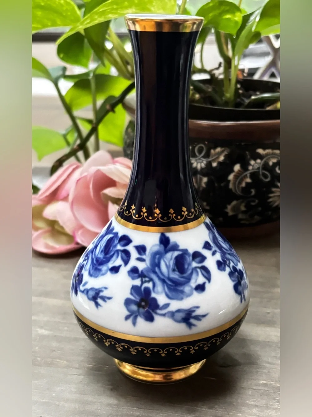 Vintage Cobalt Vase with Gold Accents, Royal Porzellan Bavaria KPM